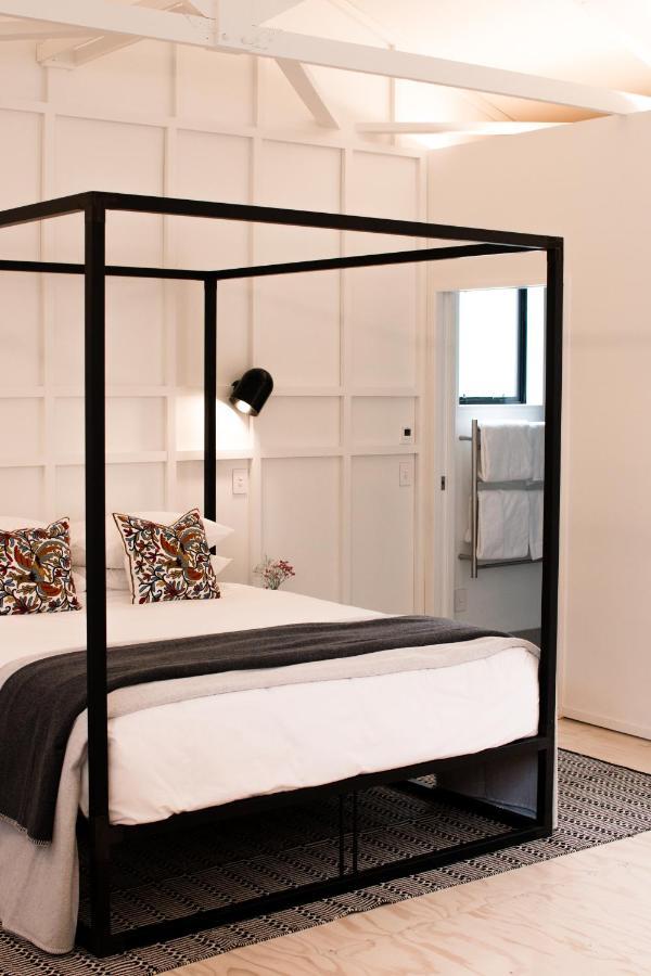 The Tack Rooms ไครสต์เชิร์ช ภายนอก รูปภาพ